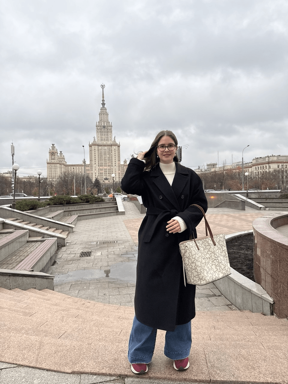 Полина Попова